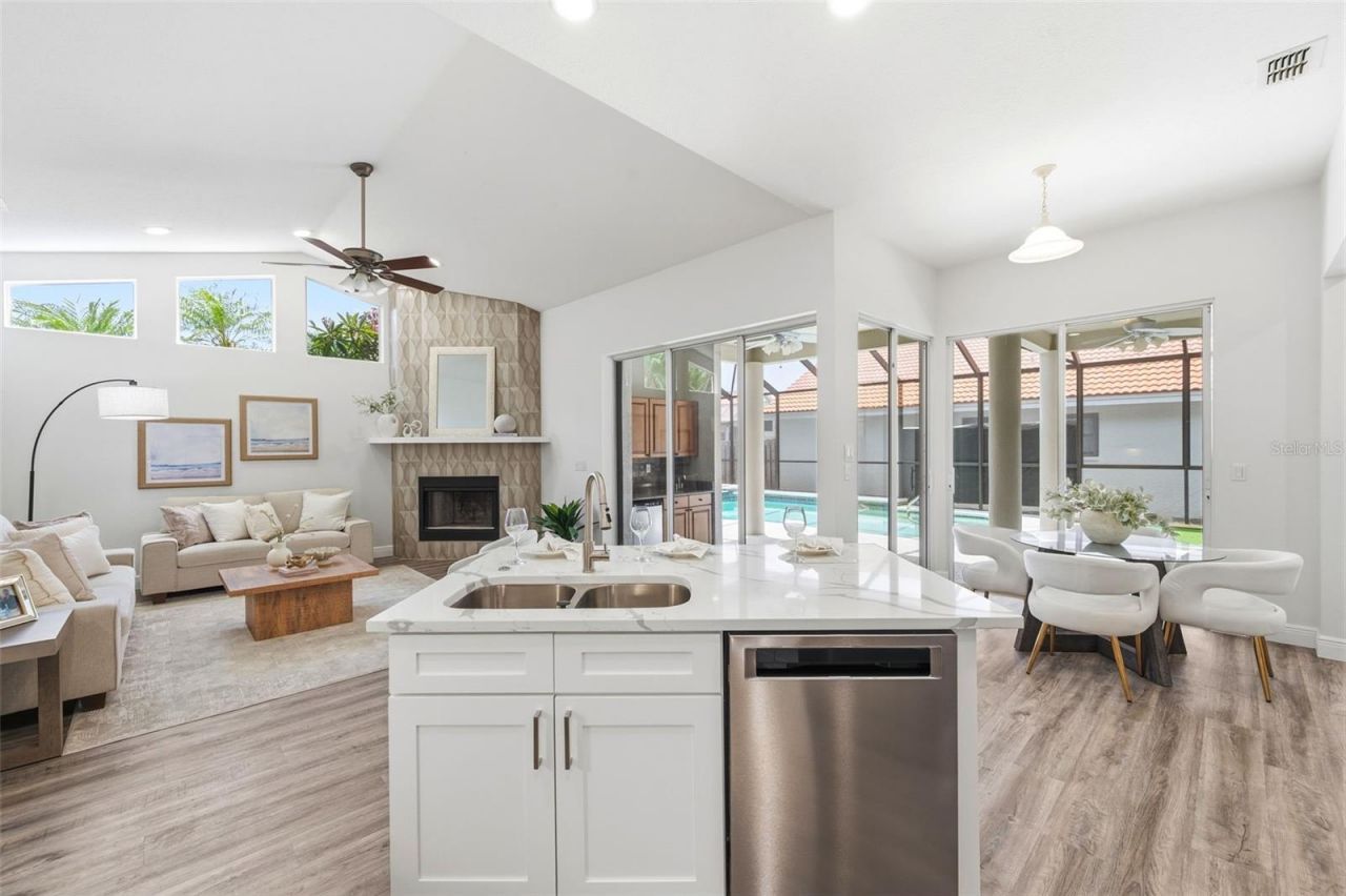 980 Live Oak Avenue Ne, Saint Petersburg, FL 33703 Photo