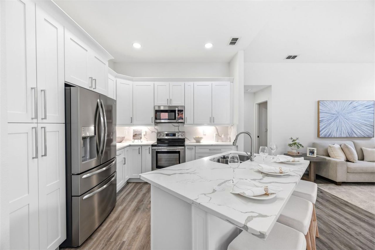 980 Live Oak Avenue Ne, Saint Petersburg, FL 33703 Photo