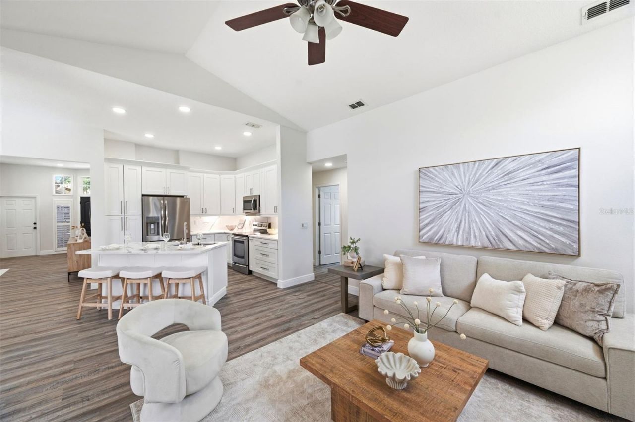980 Live Oak Avenue Ne, Saint Petersburg, FL 33703 Photo