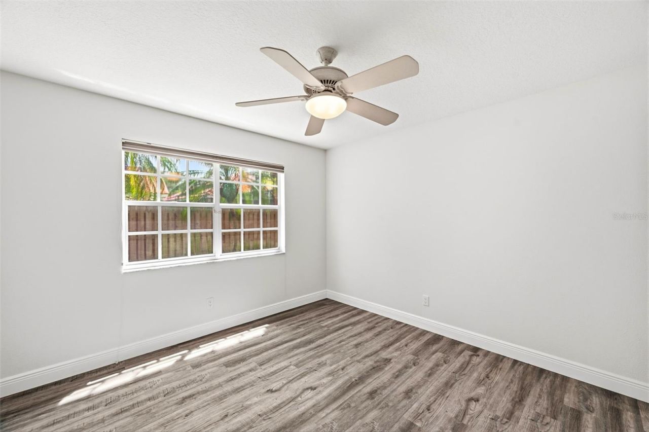 980 Live Oak Avenue Ne, Saint Petersburg, FL 33703 Photo