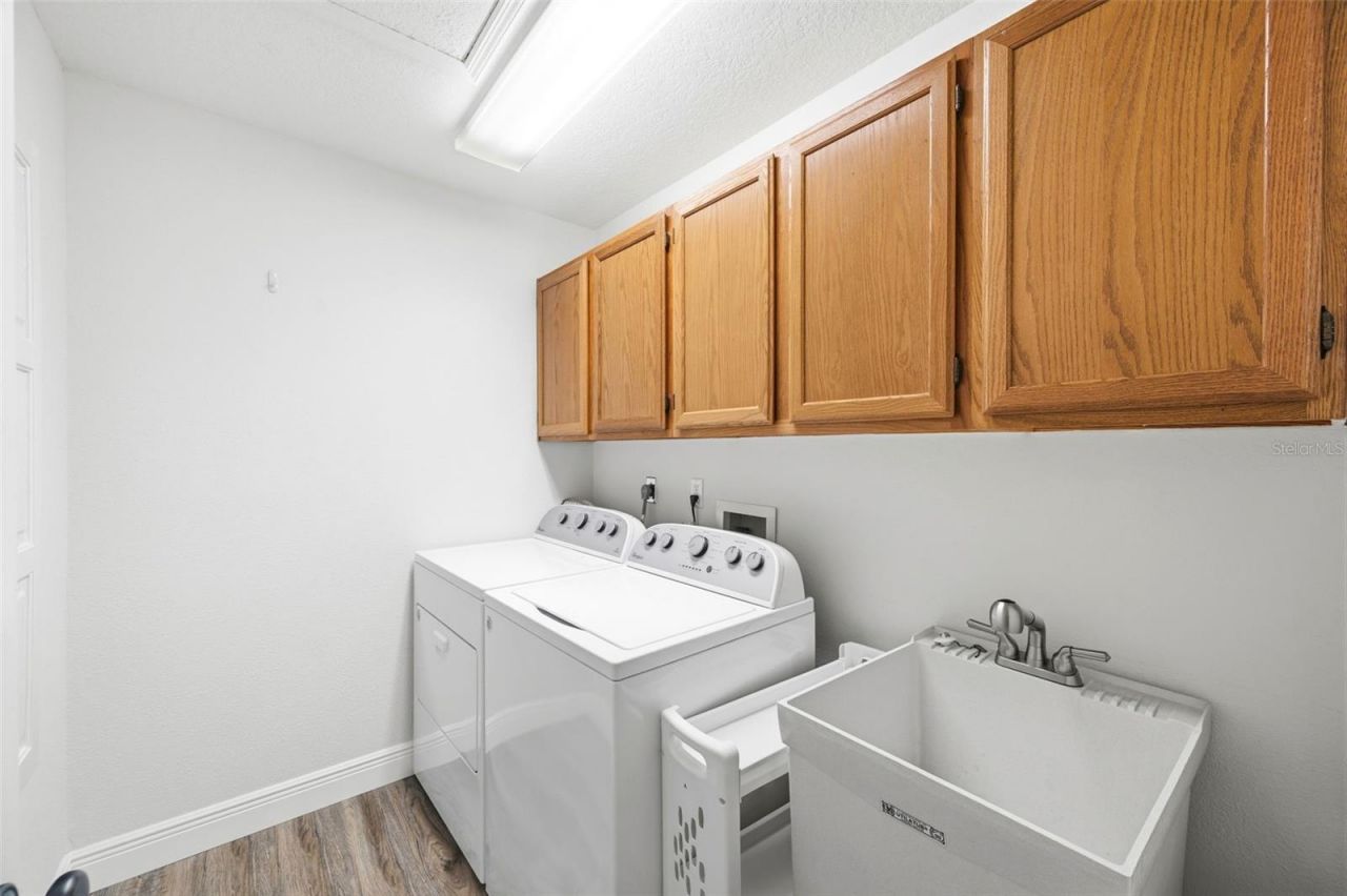 980 Live Oak Avenue Ne, Saint Petersburg, FL 33703 Photo