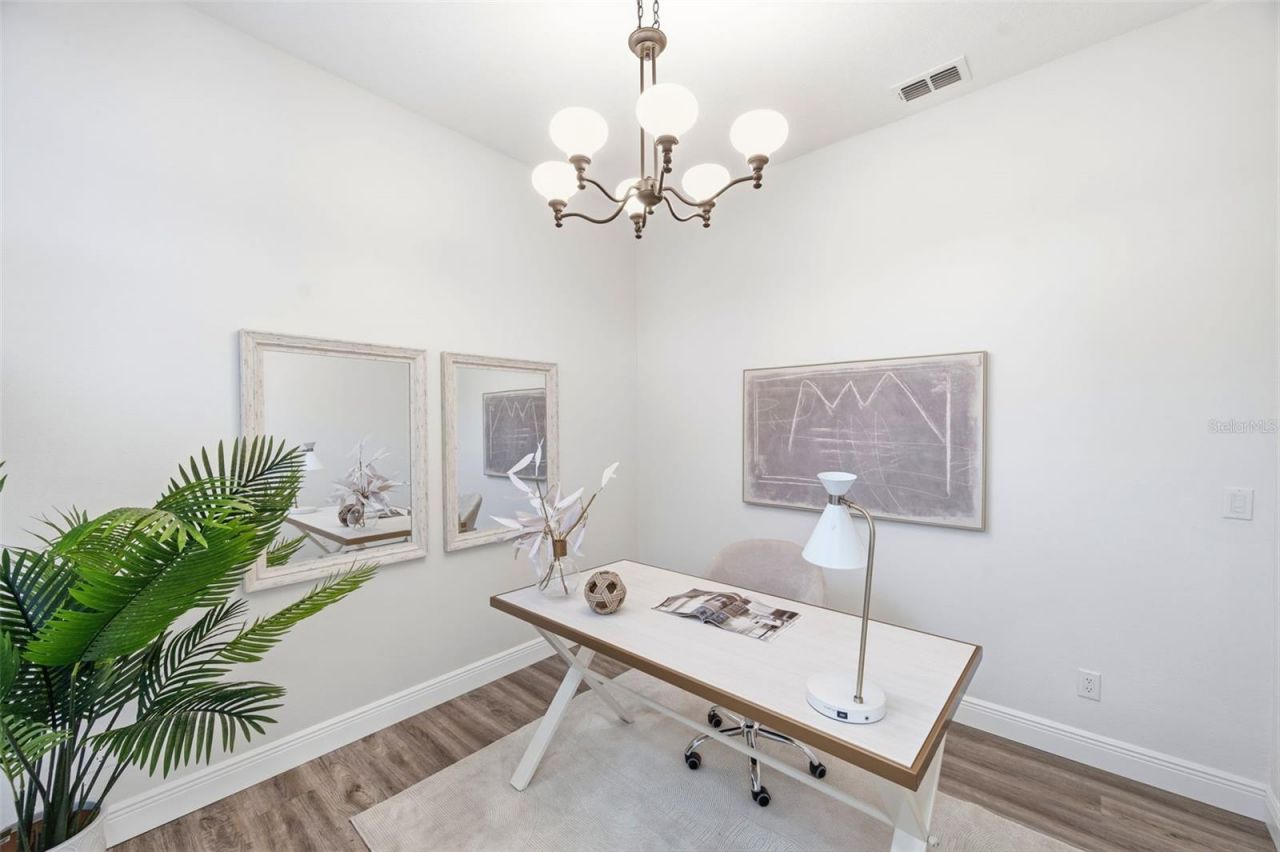 980 Live Oak Avenue Ne, Saint Petersburg, FL 33703 Photo