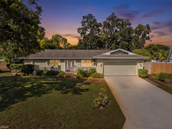 8120 CANTERBURY CIRCLE, SEMINOLE, FL 33777