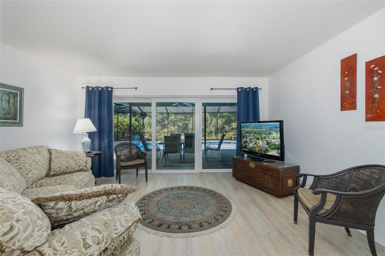 8120 Canterbury Circle, Seminole, FL 33777 Photo