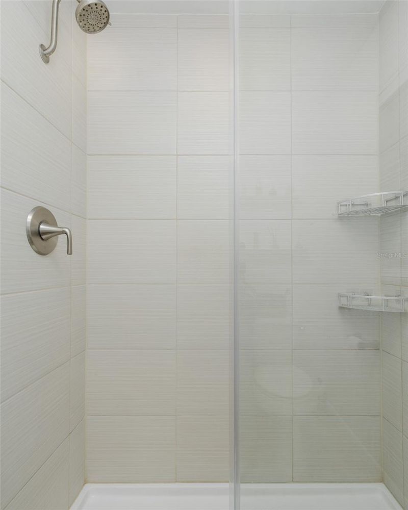 8120 Canterbury Circle, Seminole, FL 33777 Photo