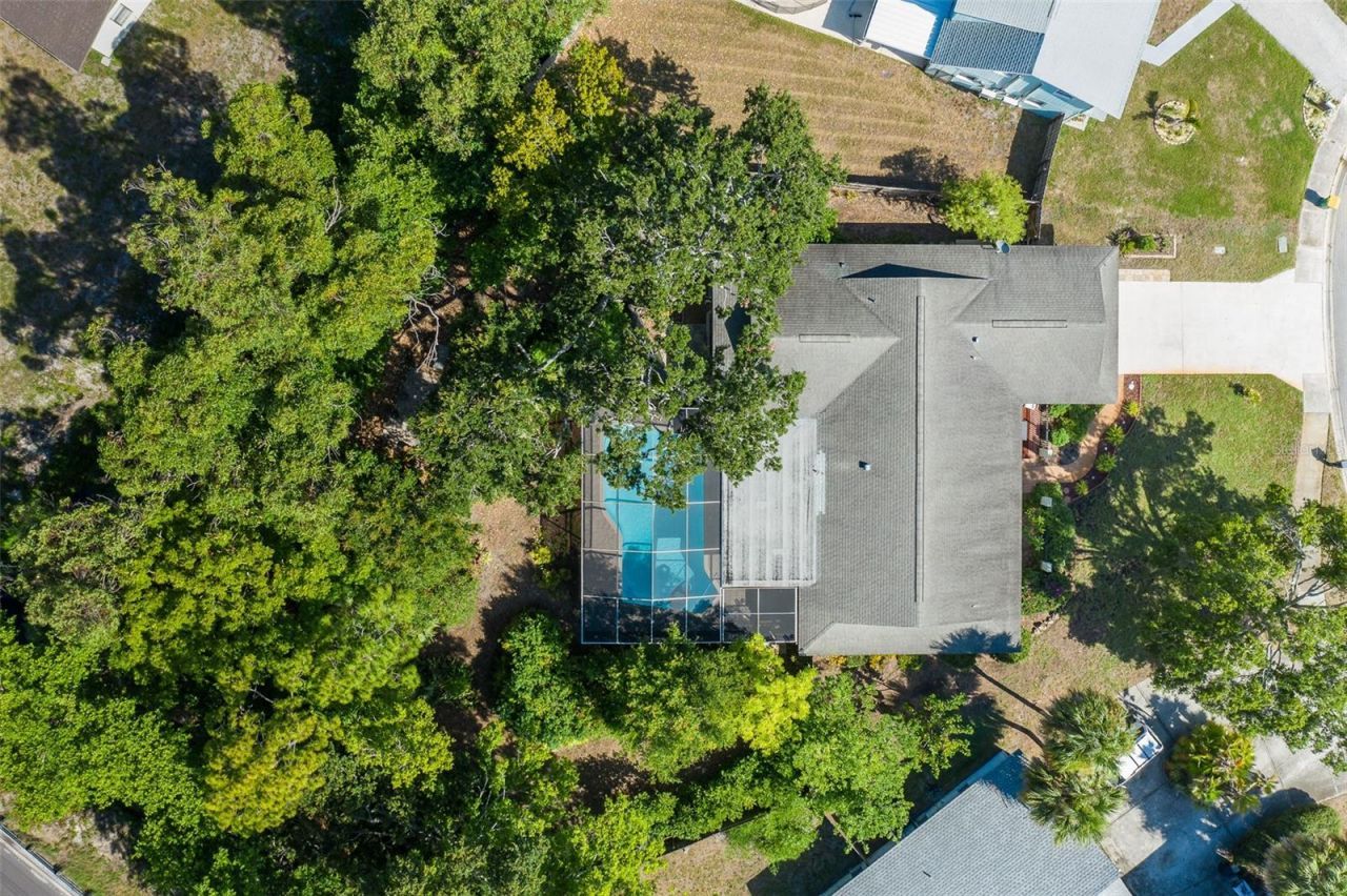 8120 Canterbury Circle, Seminole, FL 33777 Photo