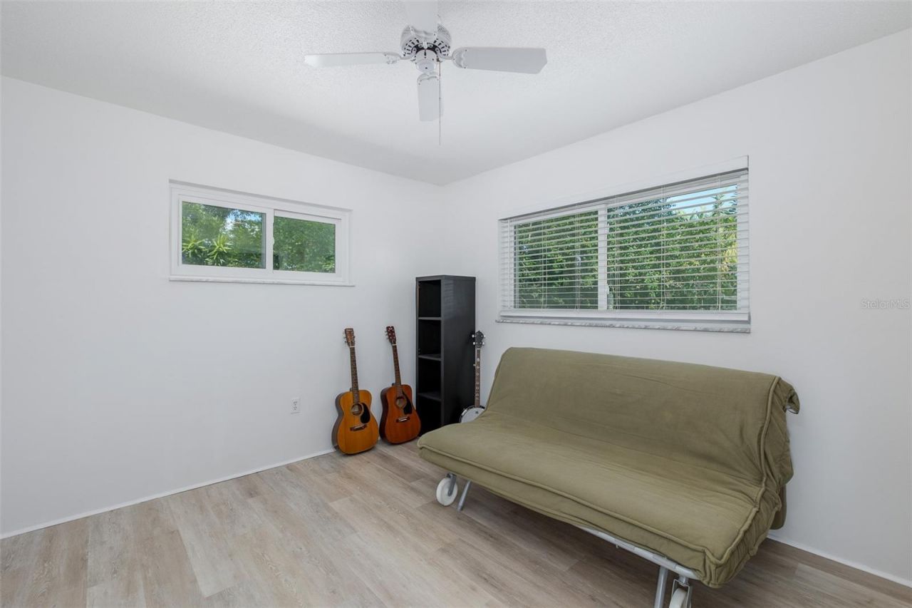 8120 Canterbury Circle, Seminole, FL 33777 Photo