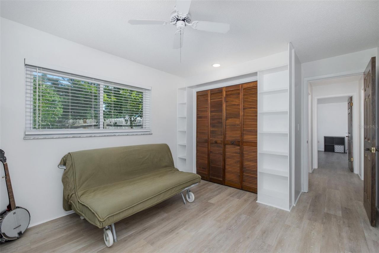 8120 Canterbury Circle, Seminole, FL 33777 Photo