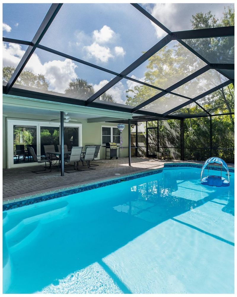 8120 Canterbury Circle, Seminole, FL 33777 Photo