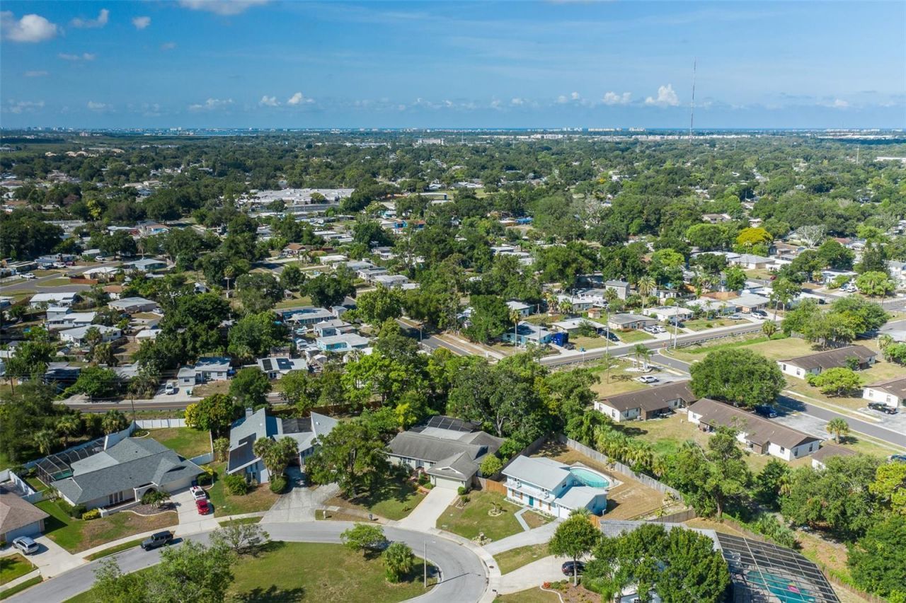 8120 Canterbury Circle, Seminole, FL 33777 Photo