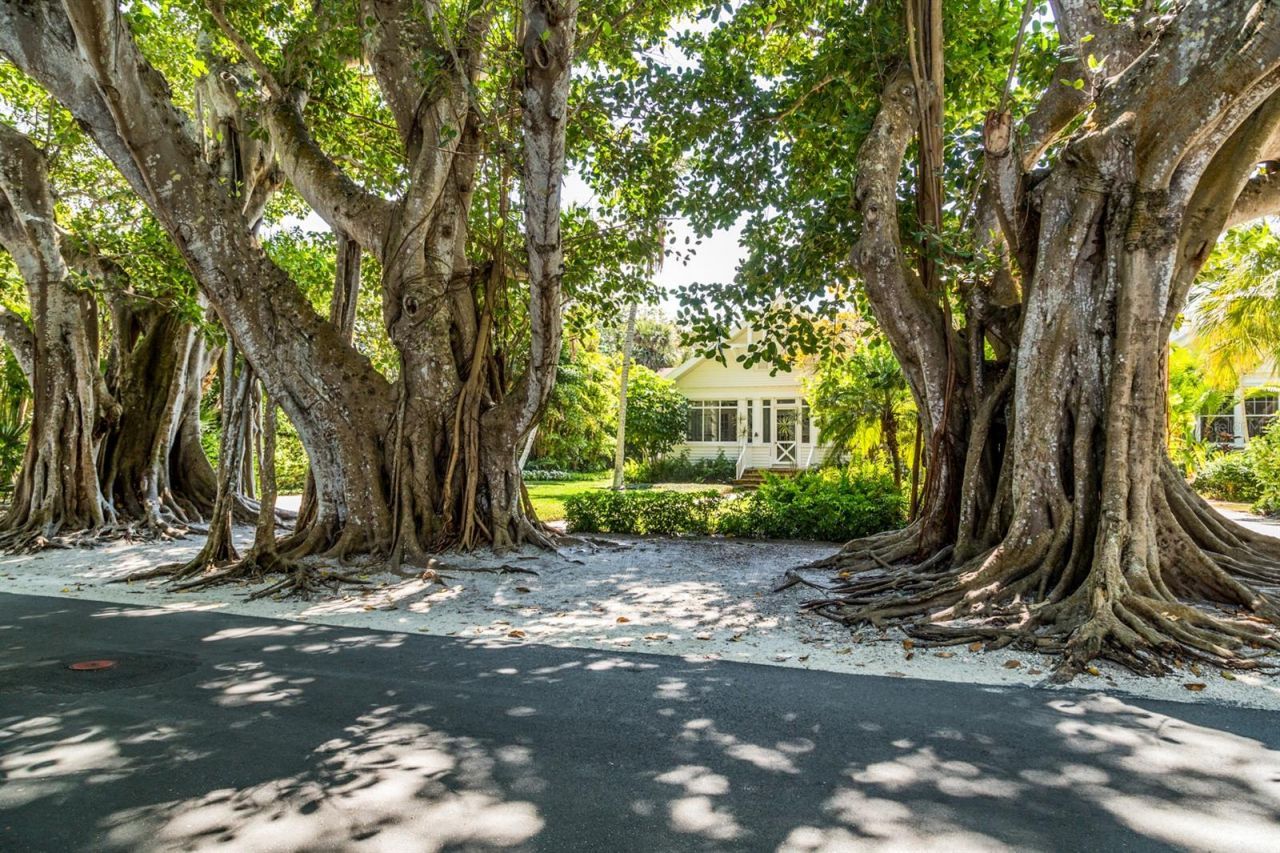 171 Spring Drive, Rotonda West, FL 33947 Photo