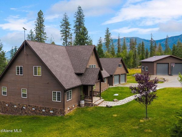 235 Kiebert Loop, Hope, ID 83836
