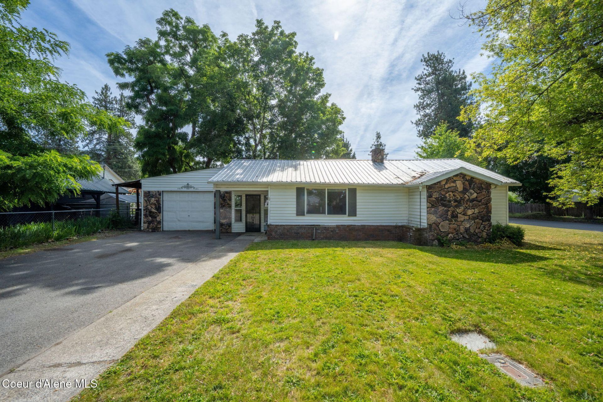 1304 N 13th St, Coeur d Alene, ID 83814 Main Photo