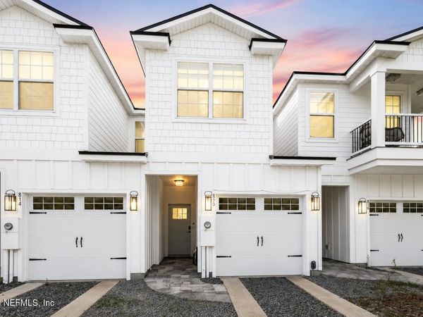 820 5TH Avenue S, Jacksonville Beach, FL 32250