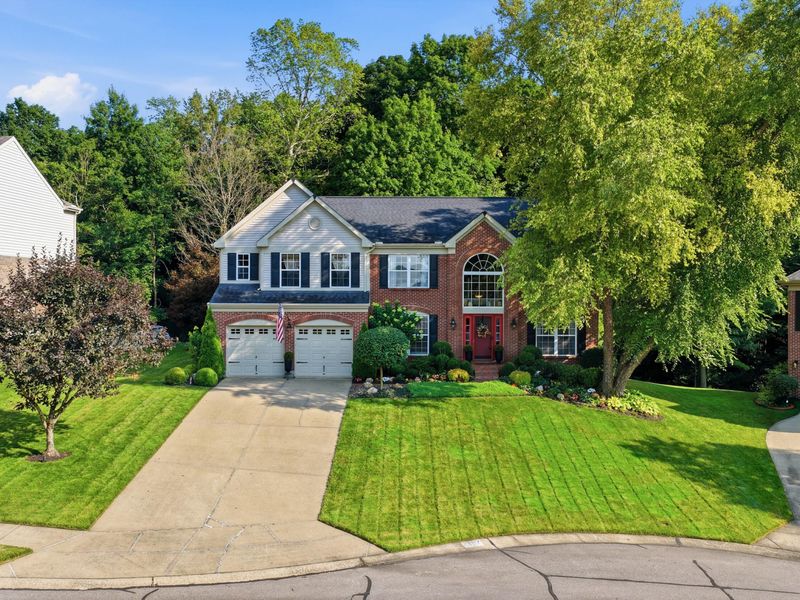 1797 Knollmont Drive, Florence, KY 41042 Photo 2