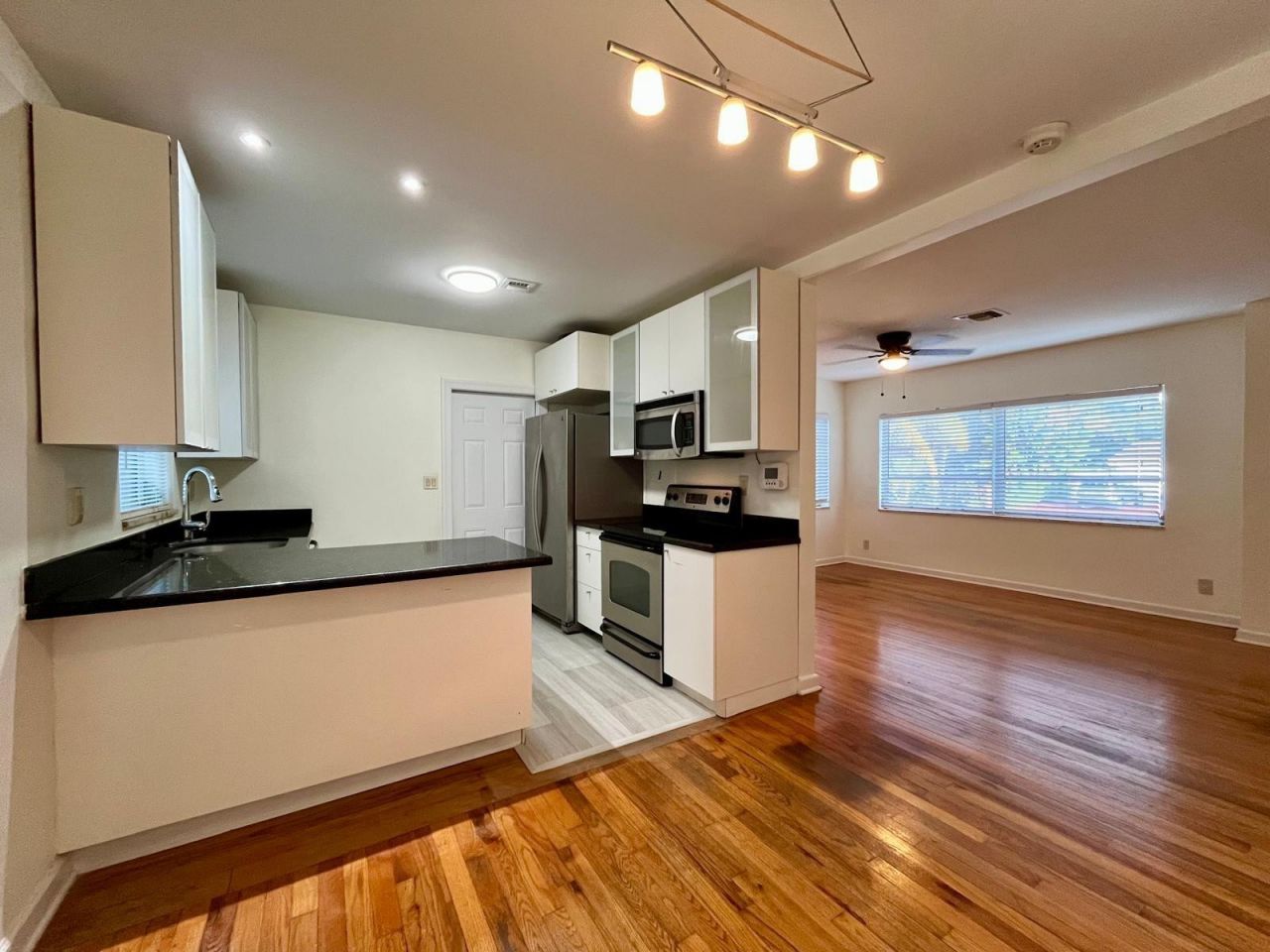 348 Gregory Road, West Palm Beach, FL 33405 Photo