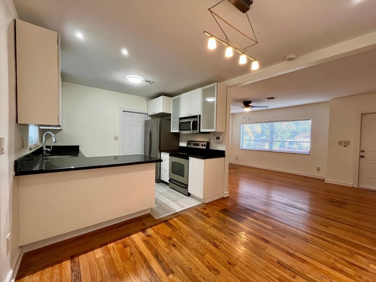 348 Gregory Road, West Palm Beach, FL 33405 Photo