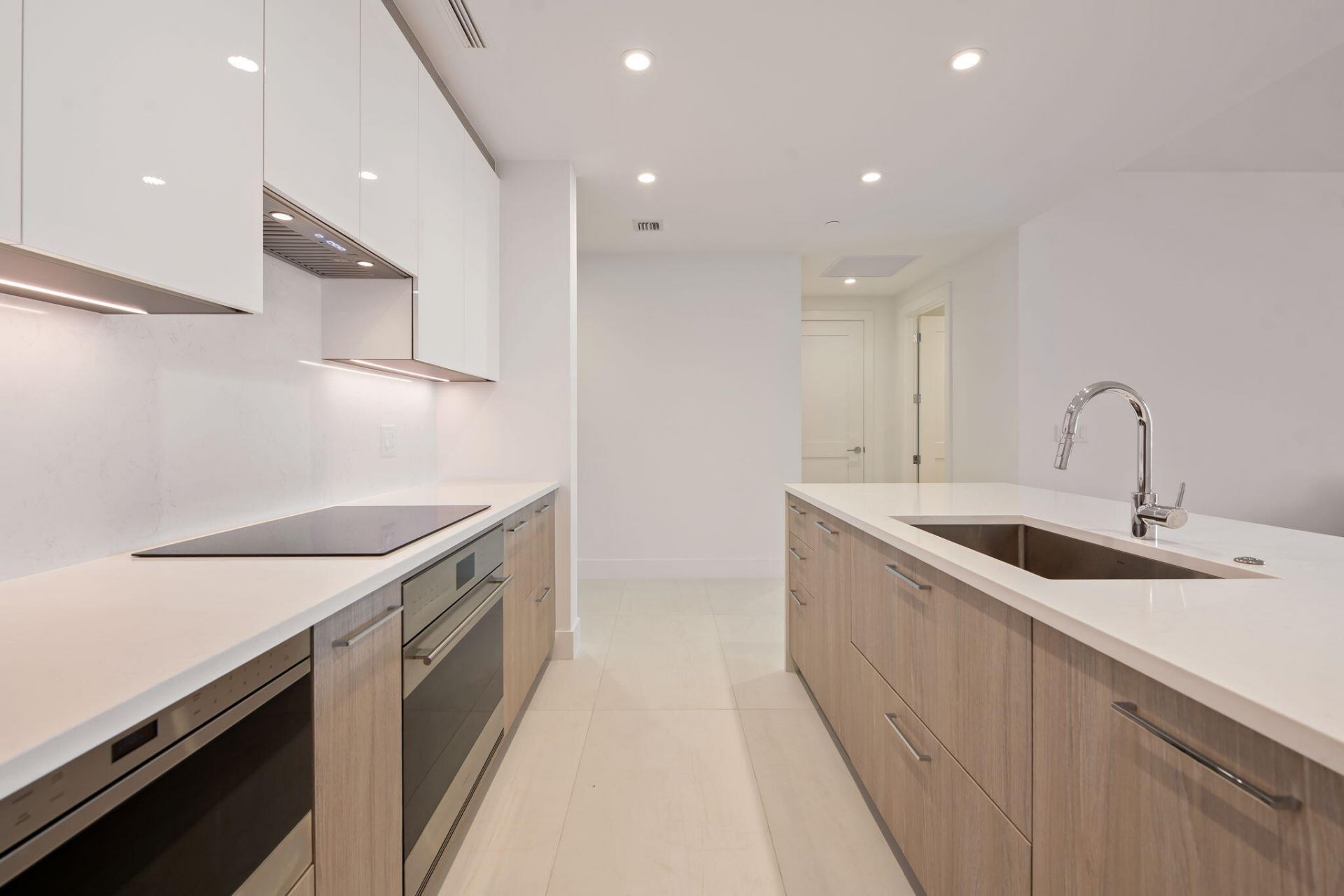 153 N Seabreeze Boulevard, Unit #1903, Fort Lauderdale, FL 33304 Photo