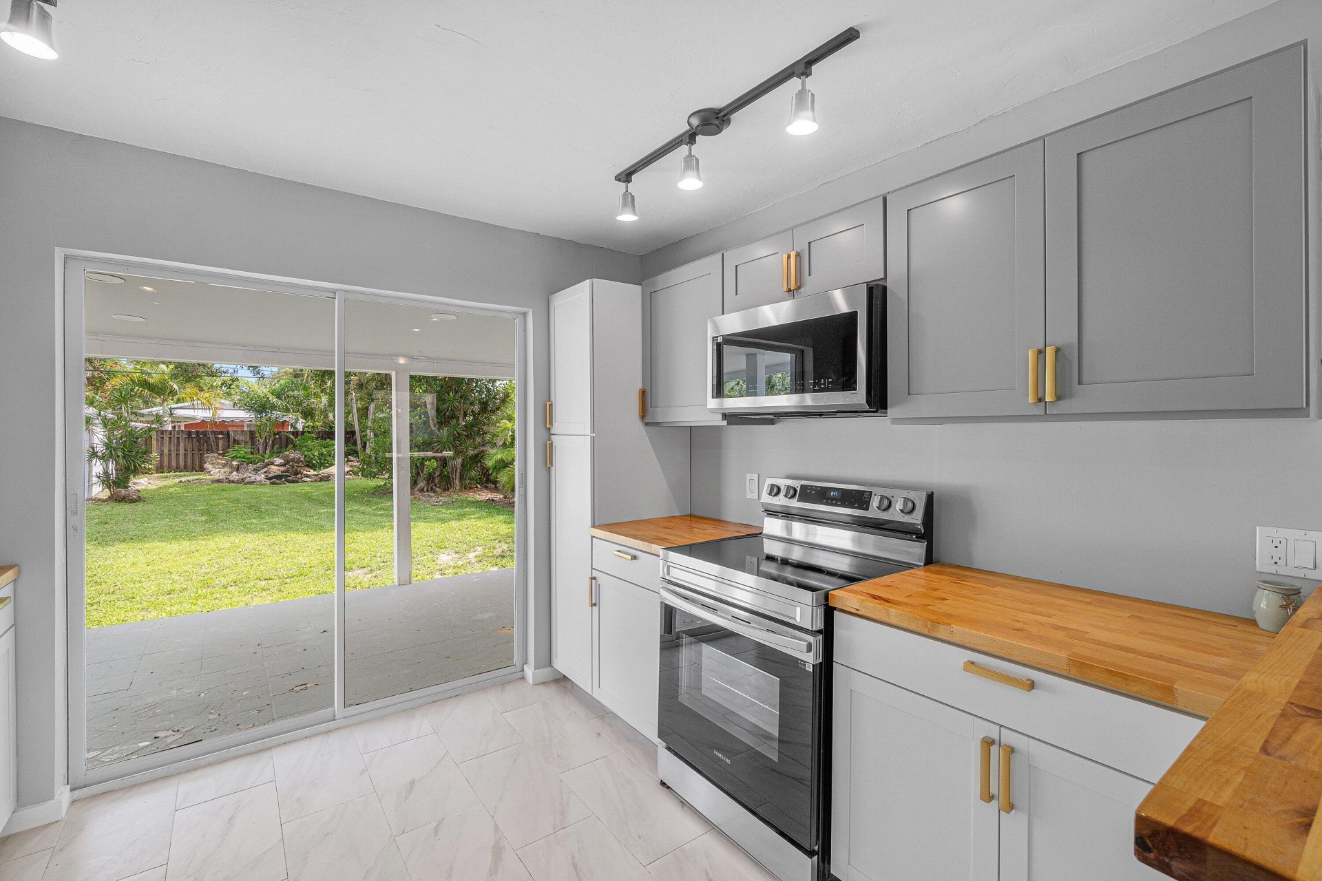 246 NE 13th Street, Delray Beach, FL 33444 Photo