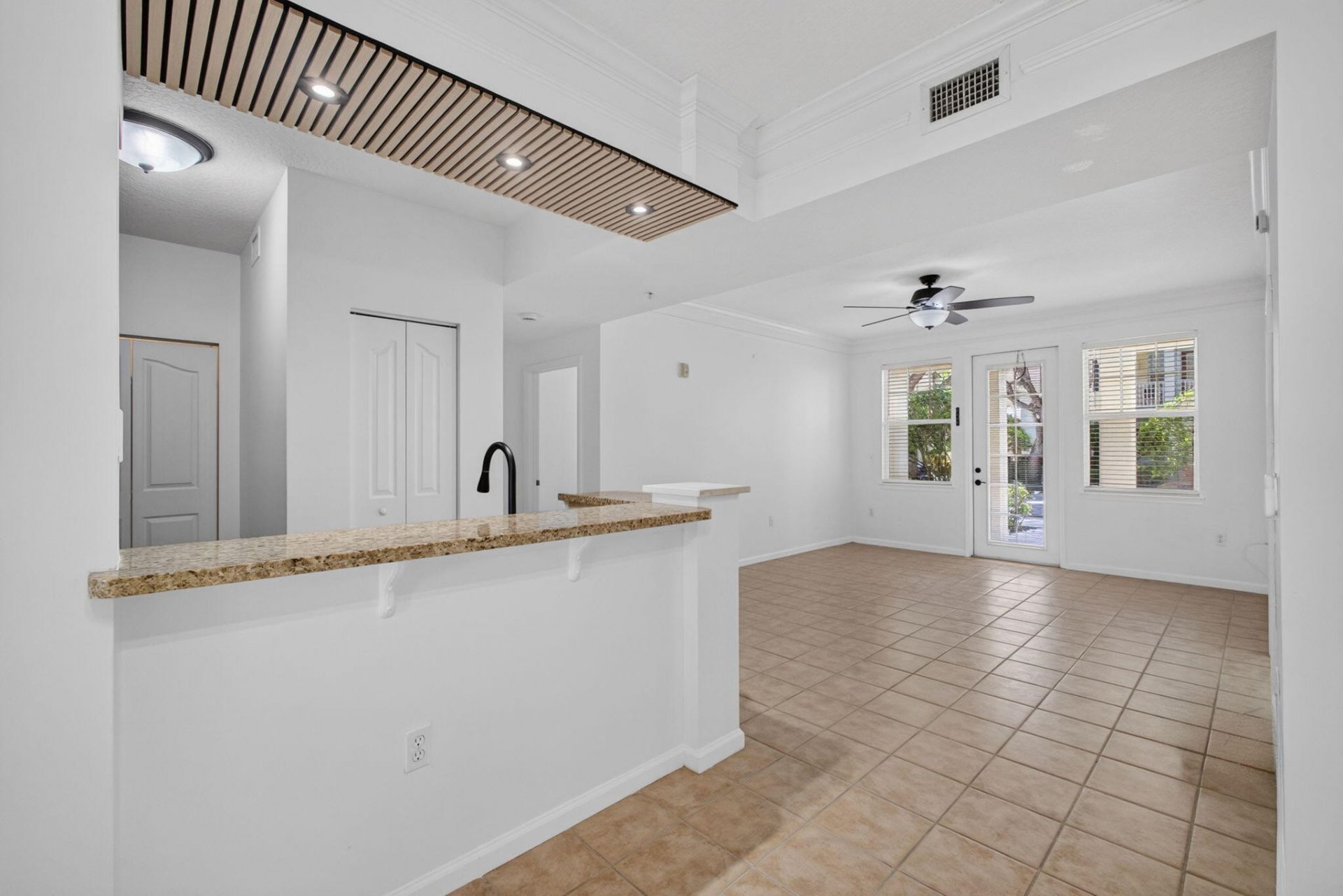 225 Murcia Drive, Unit 101, Jupiter, FL 33458 Photo