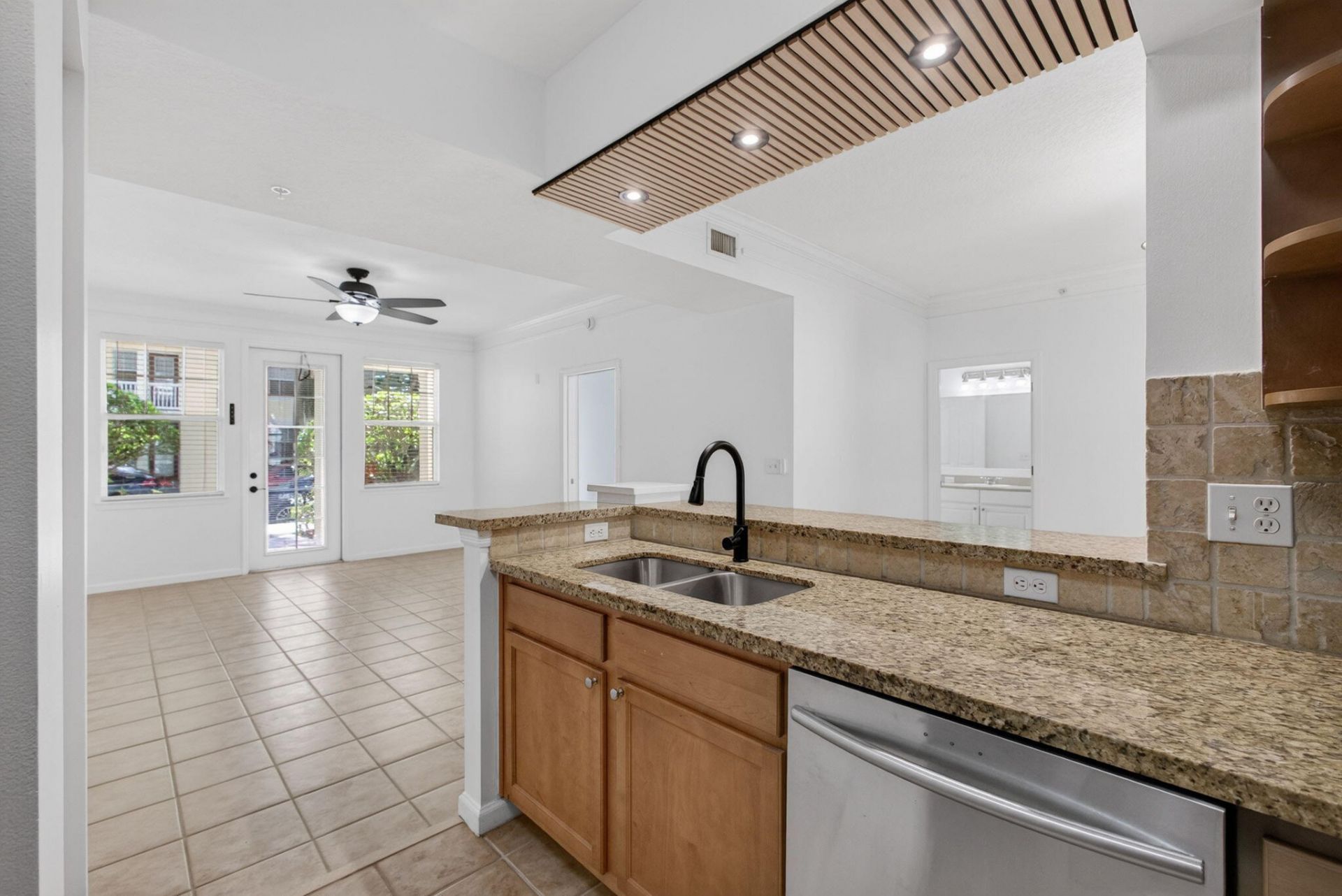 225 Murcia Drive, Unit 101, Jupiter, FL 33458 Photo
