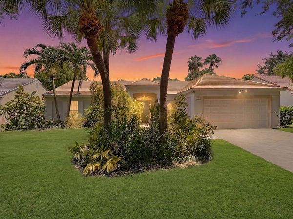 3715 Lancewood Place, Delray Beach, FL 33445