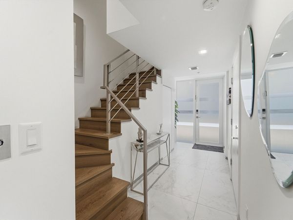 700 NE 14th Avenue, Unit 312, Fort Lauderdale, FL 33304