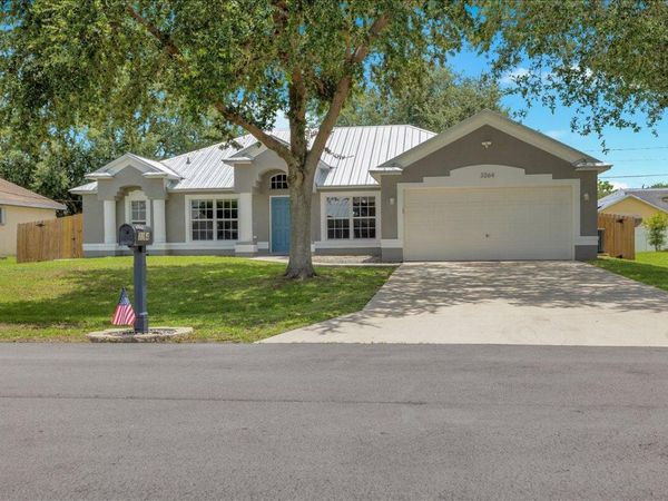 3264 SE Quay Street, Port St. Lucie, FL 34984