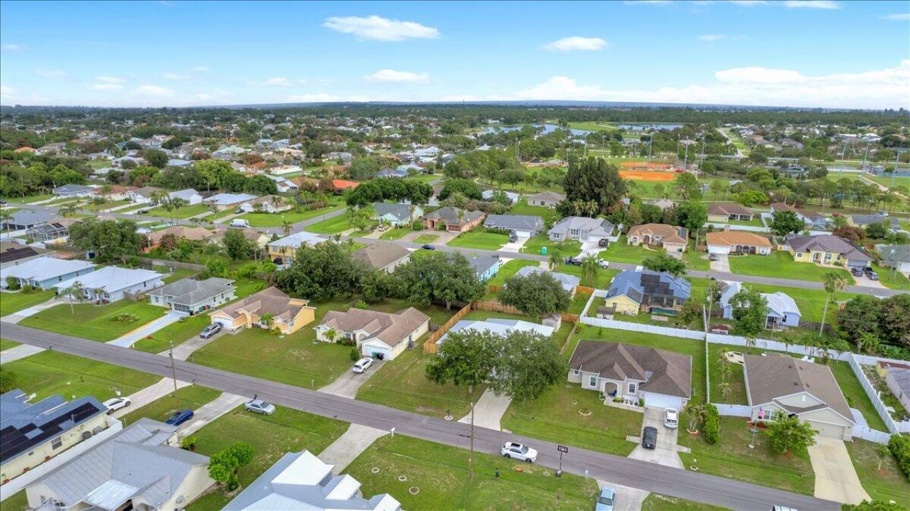 3264 SE Quay Street, Port Saint Lucie, FL 34984 Photo