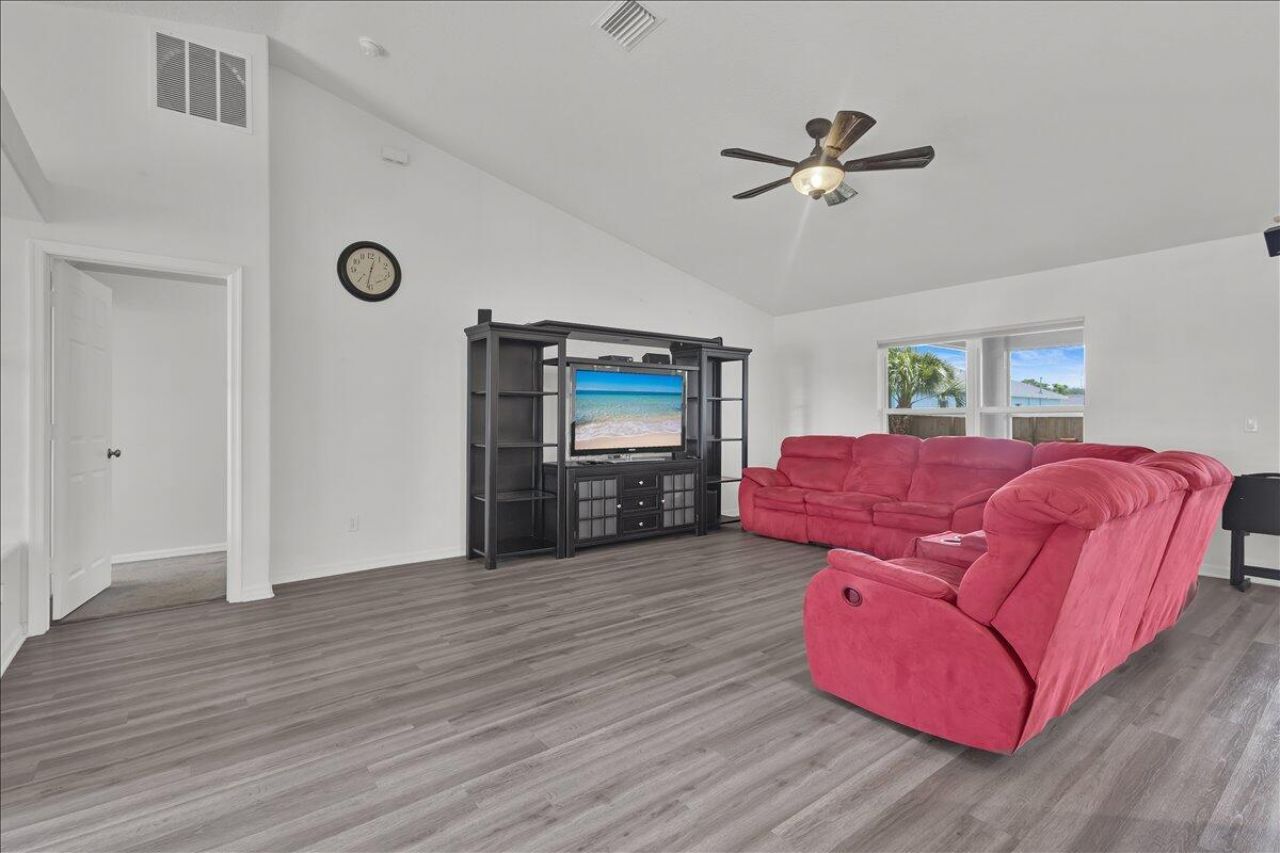 3264 SE Quay Street, Port Saint Lucie, FL 34984 Photo