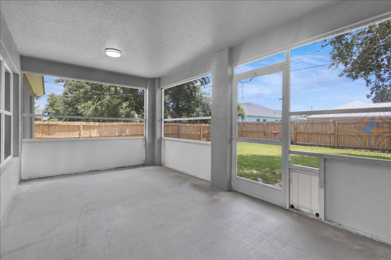 3264 SE Quay Street, Port Saint Lucie, FL 34984 Photo