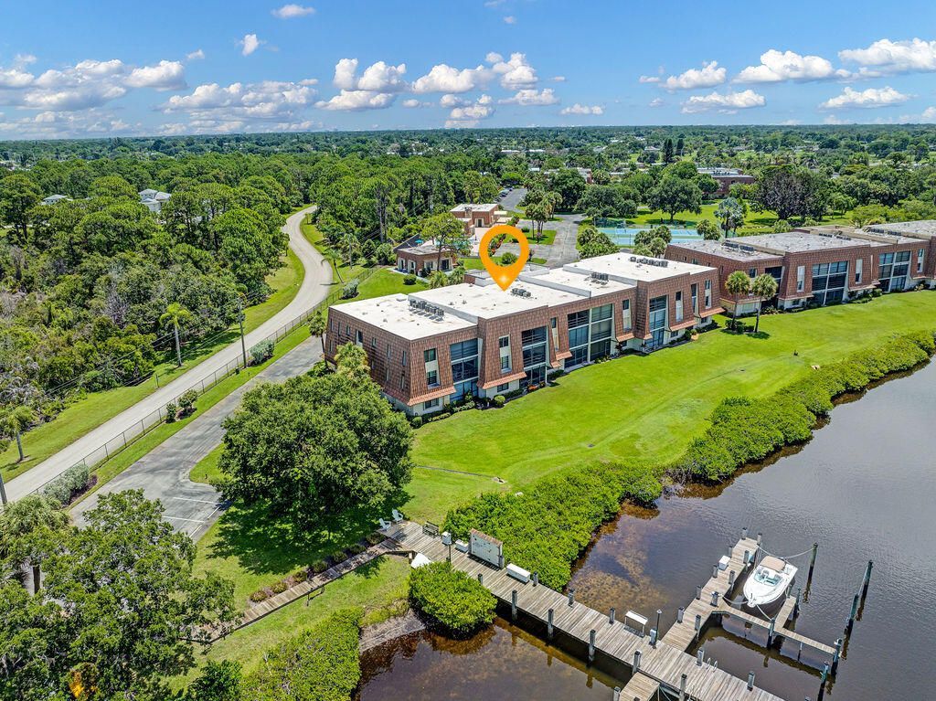 3100 SE Pruitt Road, Unit H205, Port Saint Lucie, FL 34952 Photo