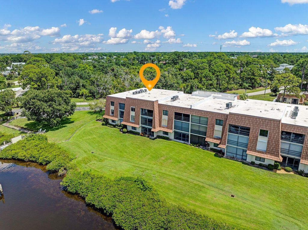 3100 SE Pruitt Road, Unit H205, Port Saint Lucie, FL 34952 Photo