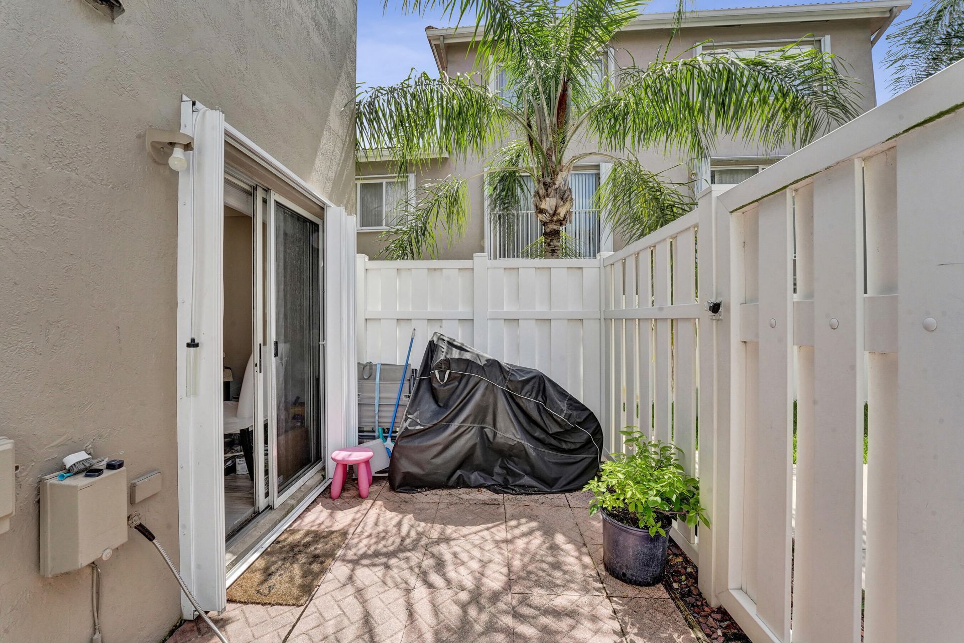 173 Riviera Circle, Weston, FL 33326 Photo