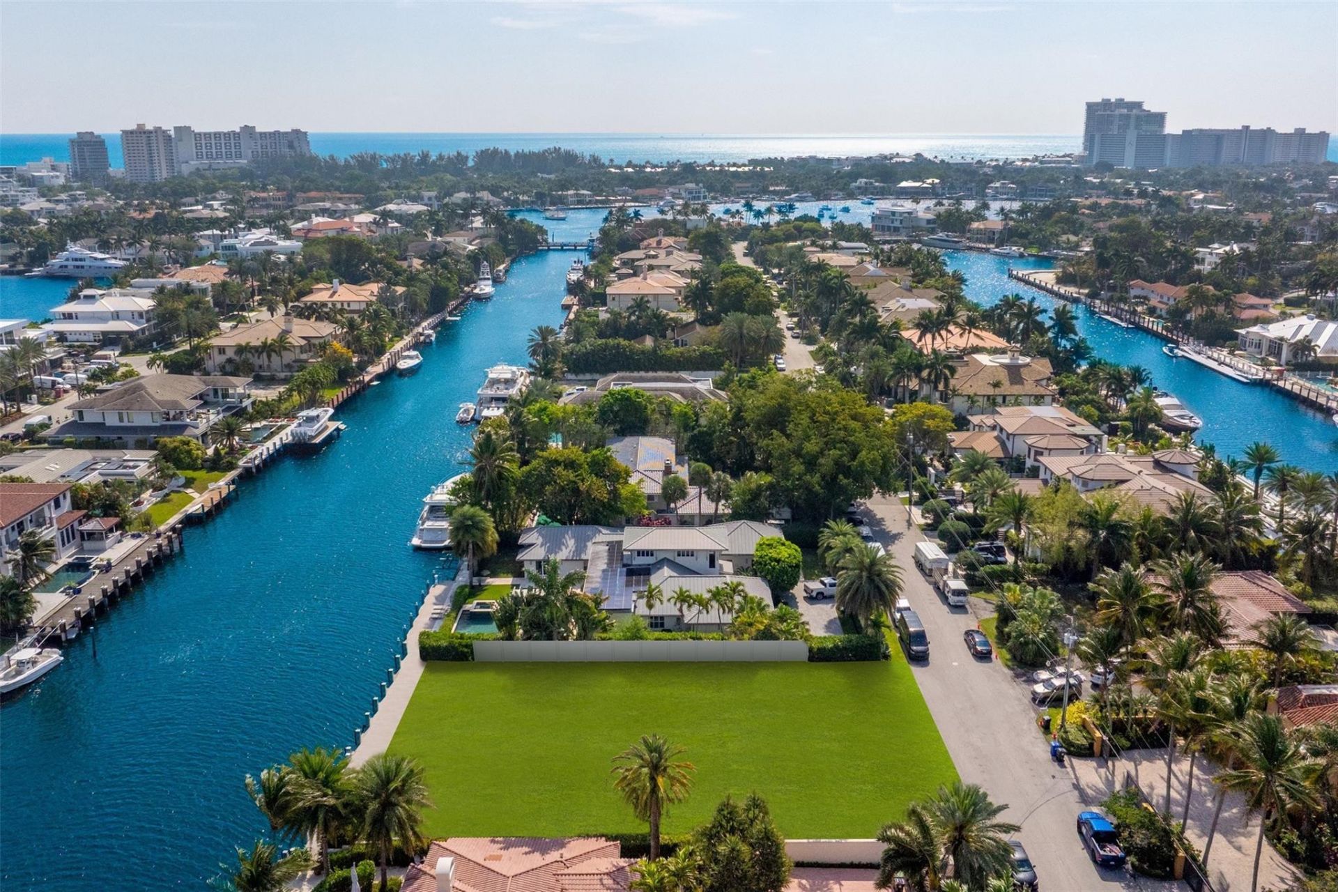 2455 Del Lago Drive, Fort Lauderdale, FL 33316 Photo