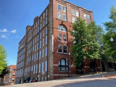 901 Jefferson Street, Lynchburg, VA 24504