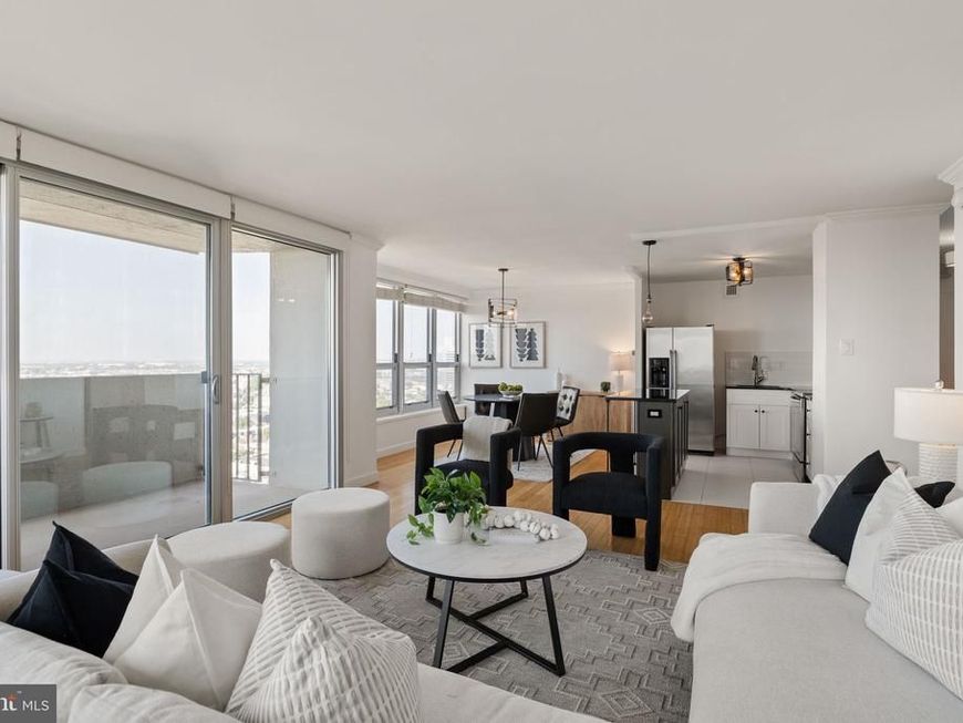 224 30 W Rittenhouse Square, Unit 2311, Philadelphia, PA 19103 Main Photo