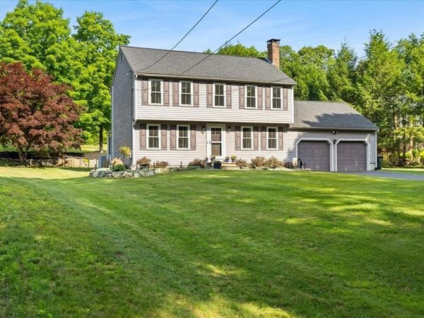 14 Cliff Road, Bellingham, MA 02019
