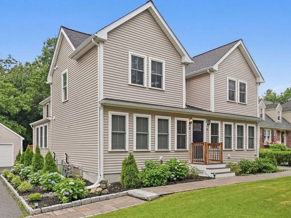 42 Messinger St, Unit 42, Canton, MA 02021