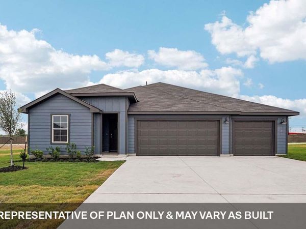 142 Great Northern DR, Cedar Creek, TX 78612