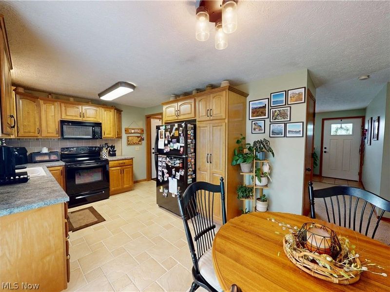 5411 Oakcliff Street SW, Canton, OH 44706 Photo 8