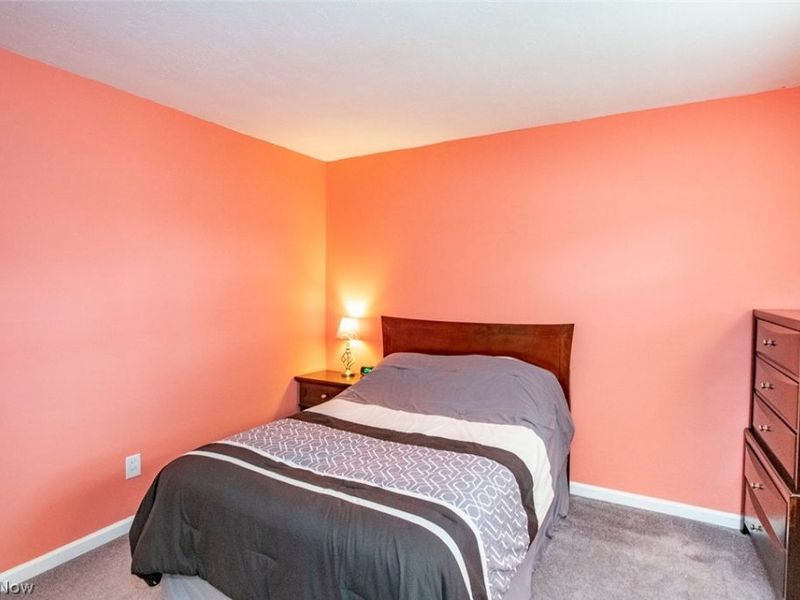 6526 Stonecrest Drive, Brook Park, OH 44142 Photo 14