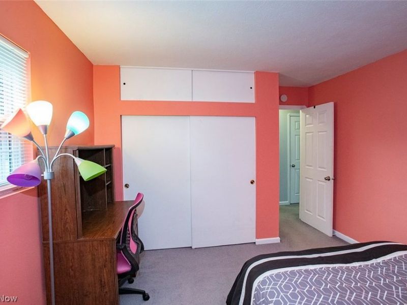 6526 Stonecrest Drive, Brook Park, OH 44142 Photo 15
