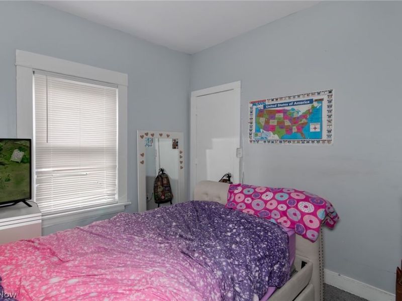 10302 Manor Avenue, Cleveland, OH 44104 Photo 14
