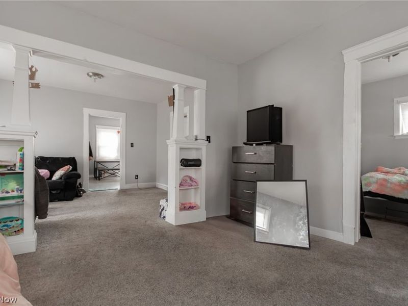 10302 Manor Avenue, Cleveland, OH 44104 Photo 18
