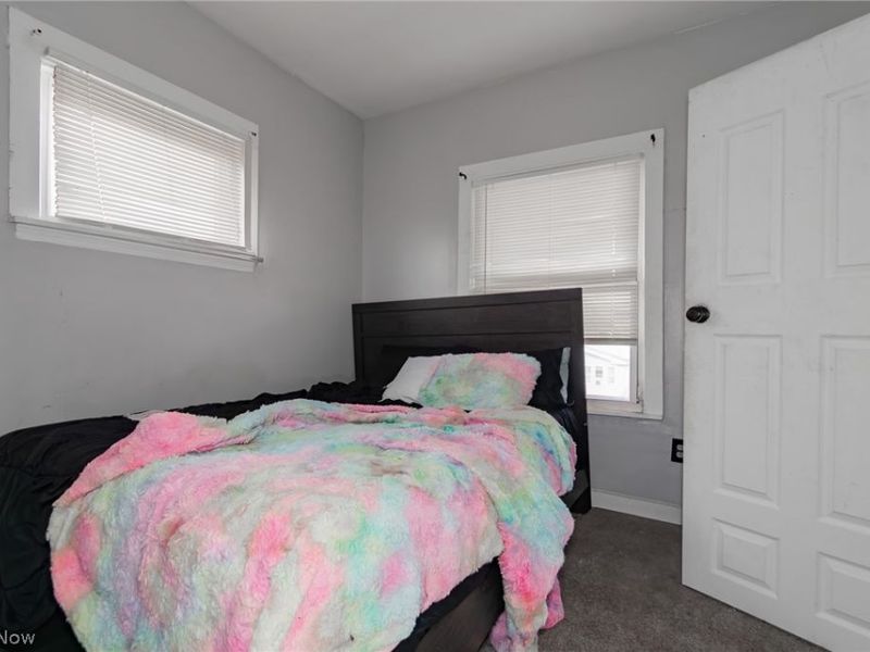 10302 Manor Avenue, Cleveland, OH 44104 Photo 24