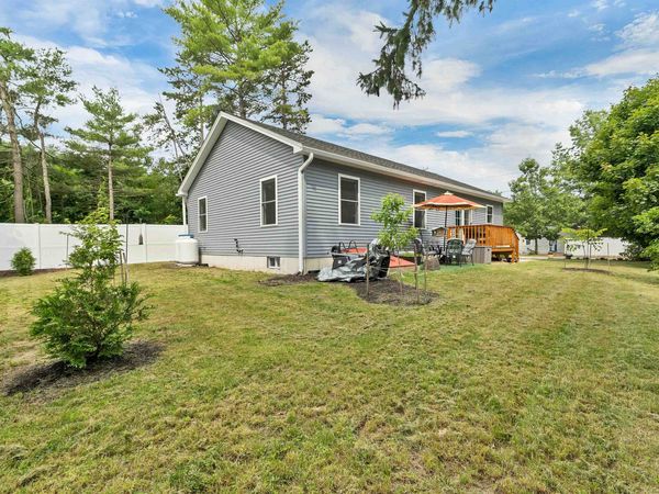 3 Carver Street, Franklin, NH 03235
