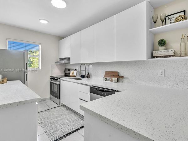 22 SW 55th Ave Rd, Unit 22, Miami, FL 33134