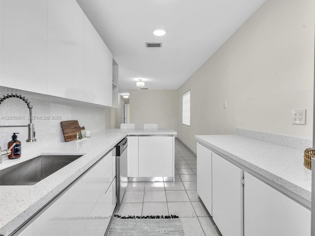 22 SW 55th Ave Rd, Unit 22, Miami, FL 33134 Photo