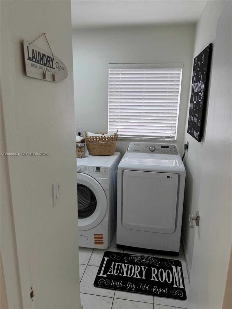 22 SW 55th Ave Rd, Unit 22, Miami, FL 33134 Photo